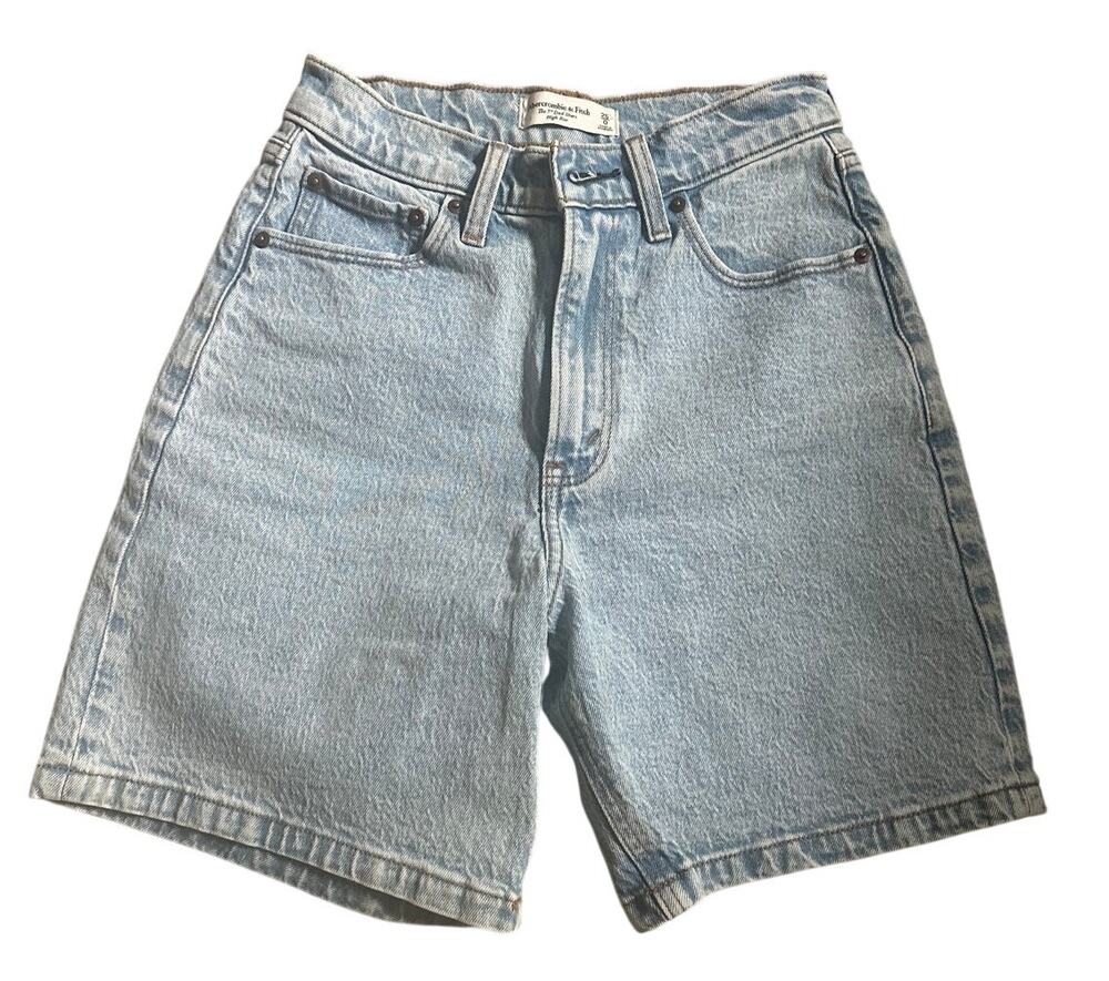 Abercrombie & Fitch Curve Love The Dad Short 7" High rise, 25, NEW
